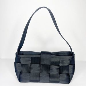 Harveys Original Seatbelt Bag Purse 6" X 12" X 4" Black Shoulder Bag